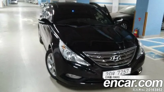 Hyundai Sonata 2010