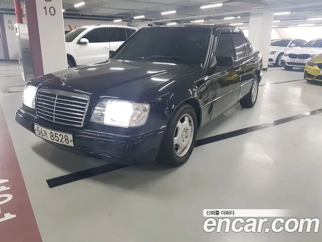 Mercedes-Benz E-Class 1995